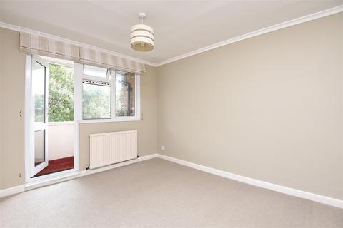 3 bedroom flat for sale - Railway Side, Barnes, SW13