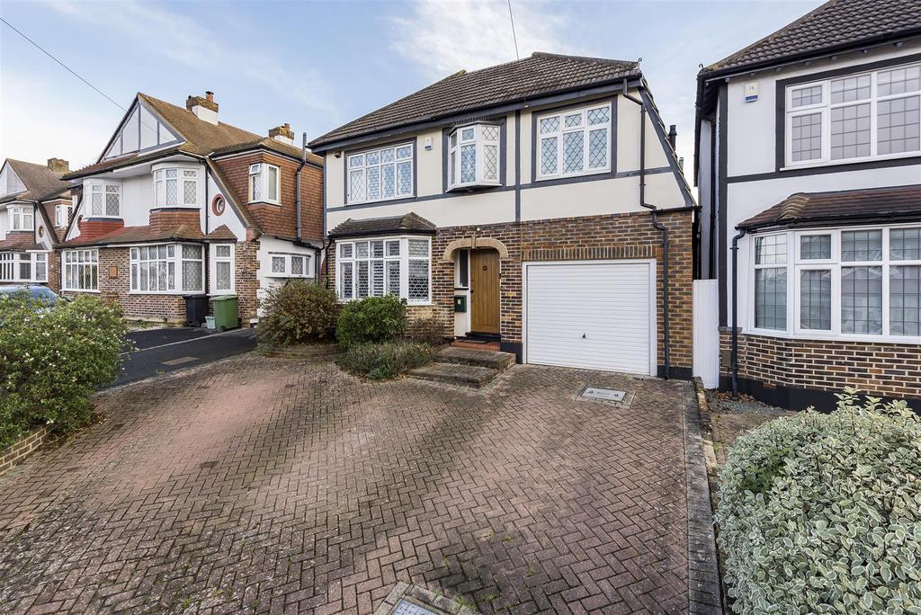 Bradstock Road, Epsom 4 bed detached house £900,000