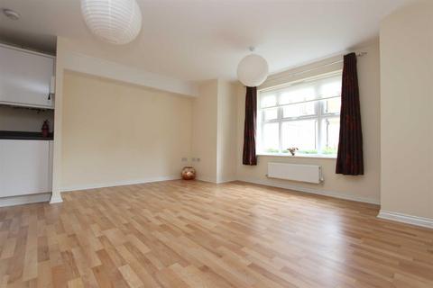 24 Eagle Close, Leighton Buzzard, LU7 4AT