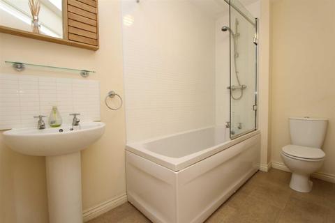 24 Eagle Close, Leighton Buzzard, LU7 4AT