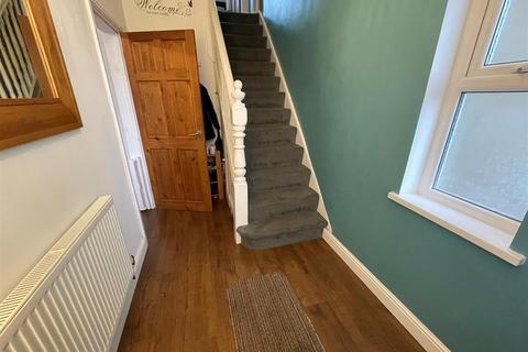 14 Yspitty Road, Llanelli, SA14 9TD