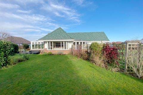 5 Compton Avenue, Goring By Sea, Worthing, BN12 4UJ