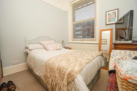 2 bedroom flat for sale - Mount Pleasant Road, Hastings