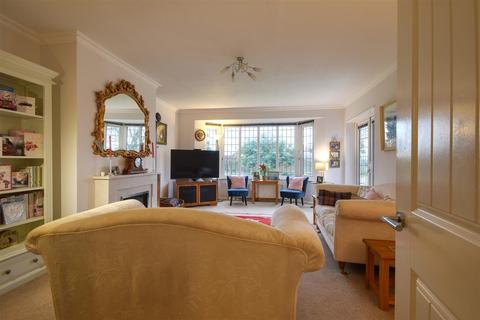 Deans Park Lane, Bexhill-on-sea, TN39 4DS