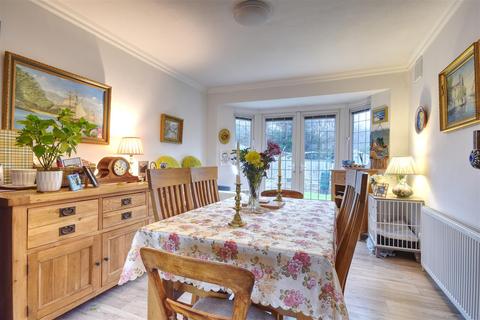 Deans Park Lane, Bexhill-on-sea, TN39 4DS