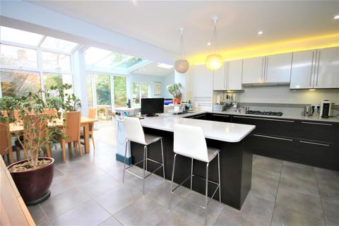17 Sovereign Mews, Barnet, EN4 0JQ