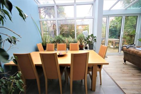 17 Sovereign Mews, Barnet, EN4 0JQ