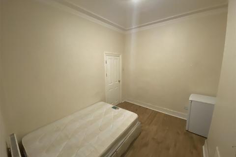 Property to rent - Church Road, London
