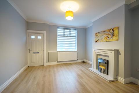3 bedroom terraced house for sale - Montague Street,  South Bank, York