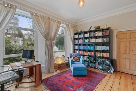 95 Lansdowne Lane, London, SE7 8TN