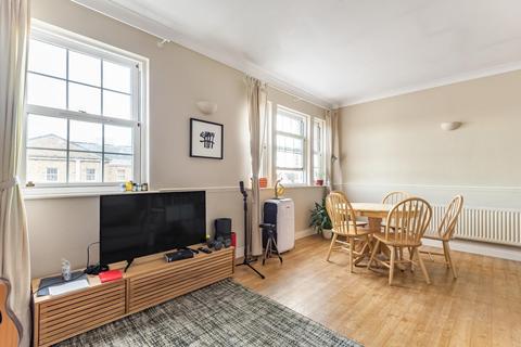 11 William Square, London, SE16 5XJ