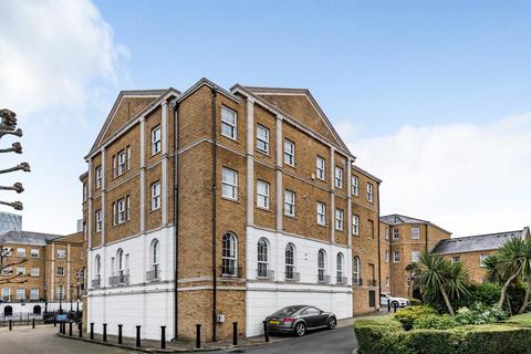 11 William Square, London, SE16 5XJ