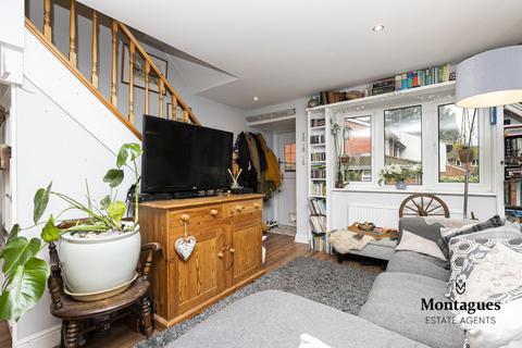 63 Garnon Mead, Coopersale, Epping, CM16 7RW