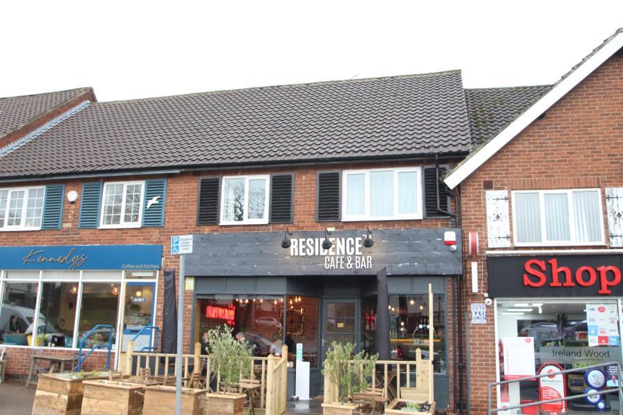 Flat, Otley Old Road, Cookridge, Leeds, LS16 6LQ 2 bed flat £650 pcm