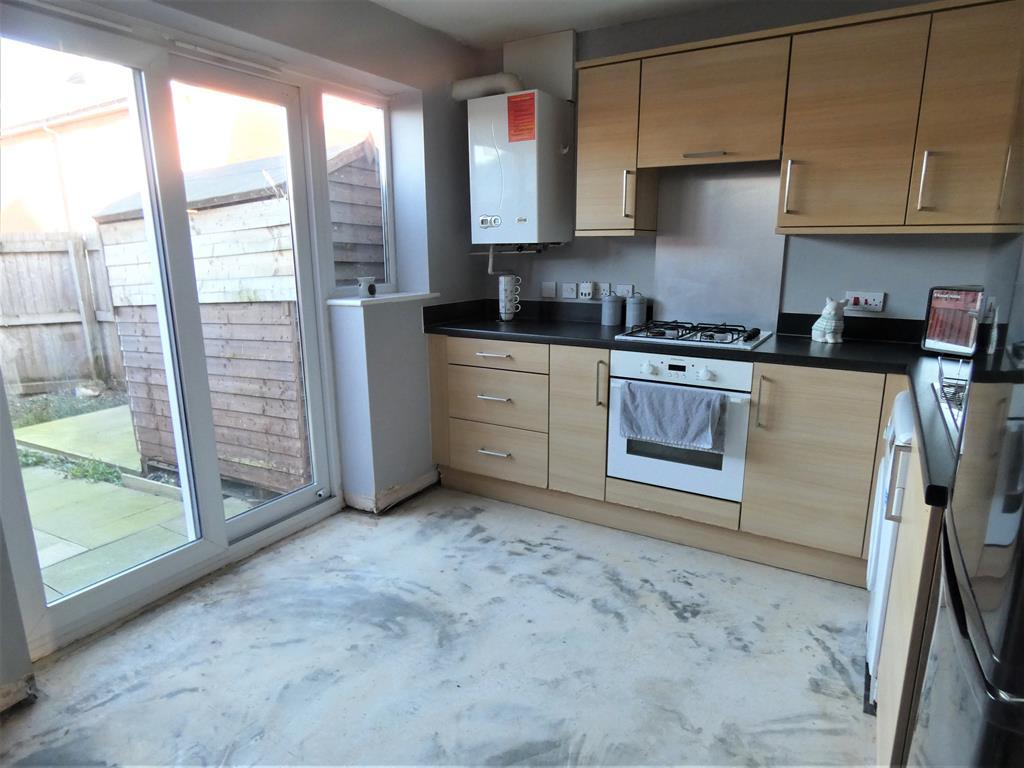 Linton Close, Carlisle, CA1 2FJ 2 bed semidetached house £115,000
