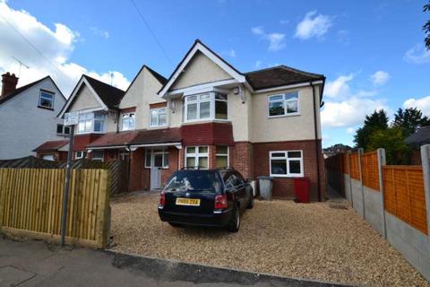 8 bedroom semi-detached house to rent - Northcourt Avenue, Reading