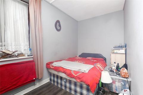3 bedroom apartment for sale, Warwick Grove, London, E5