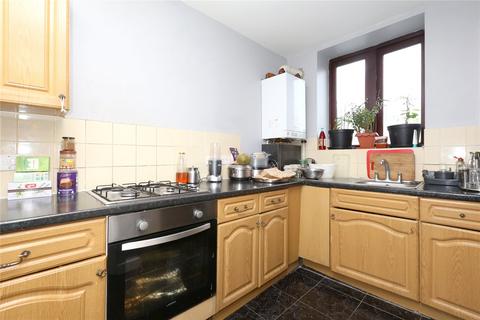 3 bedroom apartment for sale, Warwick Grove, London, E5