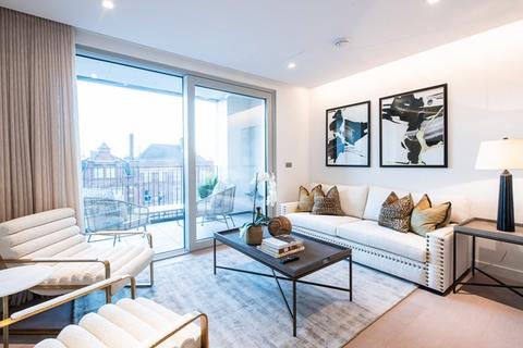 2 bedroom flat to rent, Garrett Mansions W2