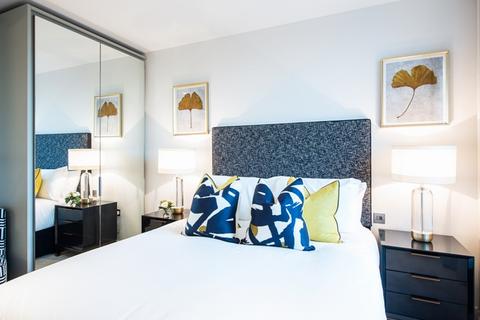 2 bedroom flat to rent, Garrett Mansions W2