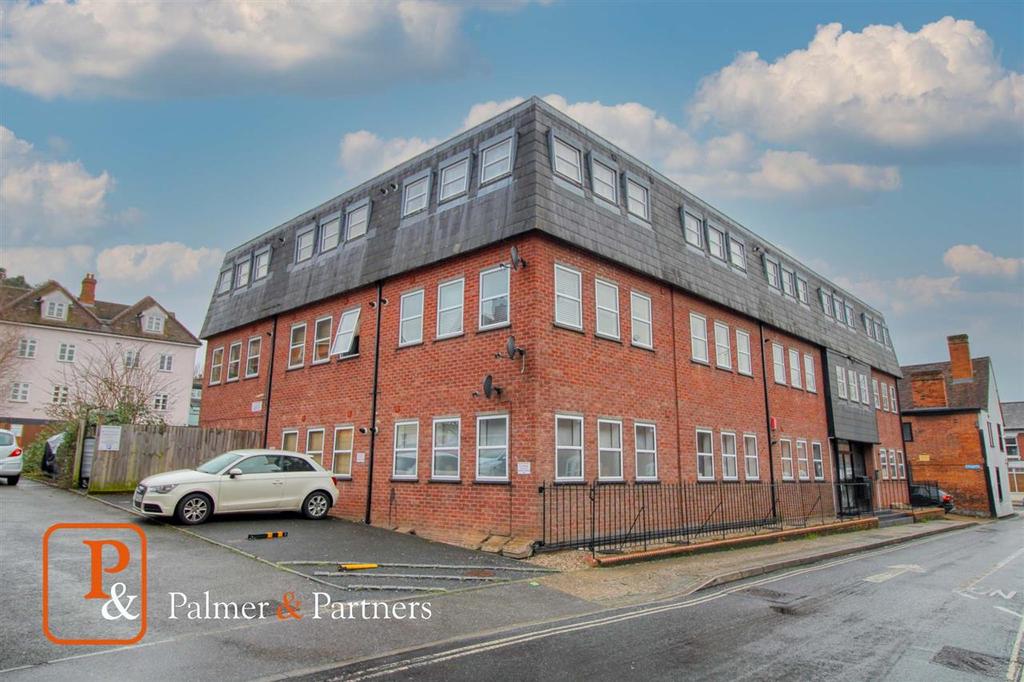 Wickham House, Northgate Street, Colchester CO1 2 bed apartment £120,000