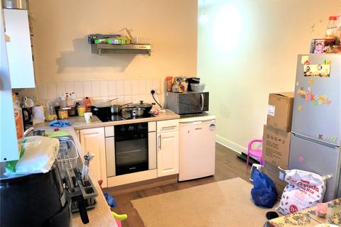 2 bedroom apartment to rent - Botwell Lane, Hayes, Greater London, UB3