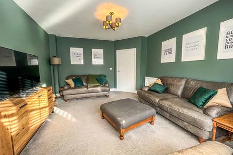 22 Albion Close, Houghton Le Spring, DH4 4ZL