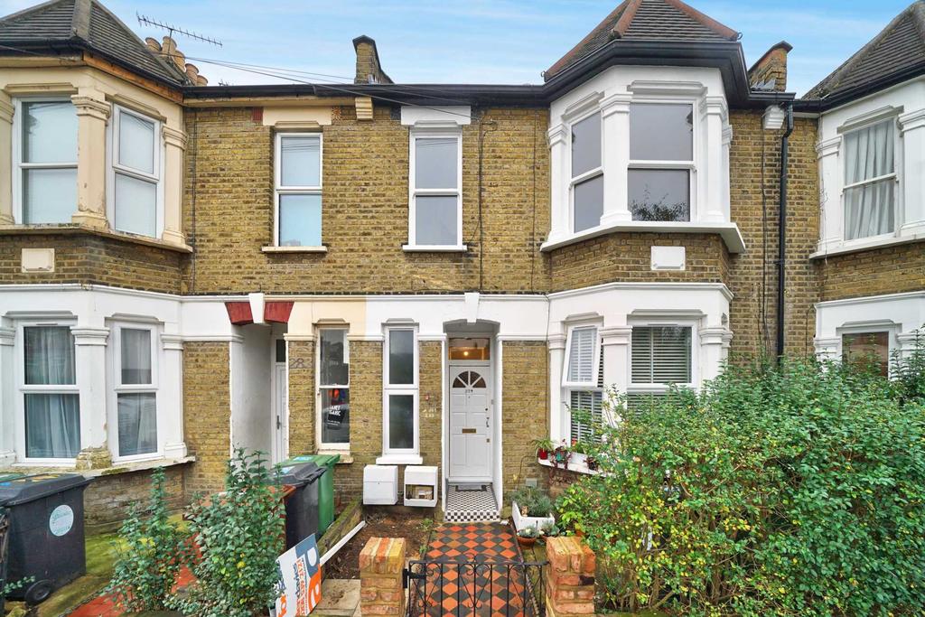 Murchison Road, Leyton, E10 2 bed flat £475,000