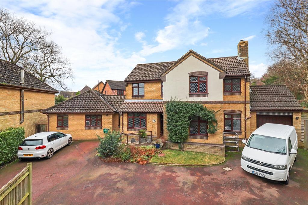 Bay Tree Close, Heathfield, East... 5 bed detached house £635,000