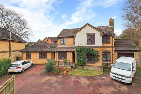 23 Bay Tree Close, Heathfield, TN21 8YG