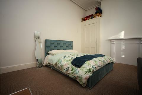 Studio to rent, Montpellier Grove, Cheltenham, Gloucestershire, GL50