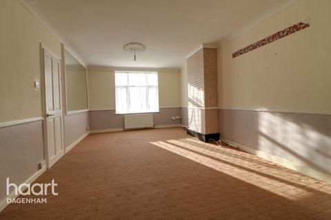 3 bedroom terraced house for sale - Marlborough Road, Dagenham