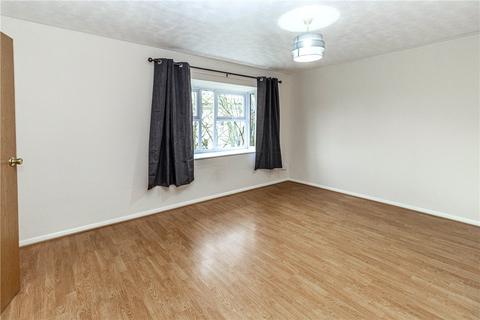 2 bedroom flat to rent - Lime Tree Place, St. Albans, Hertfordshire