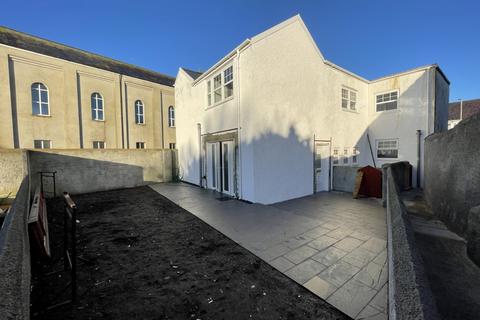 2 bedroom end of terrace house for sale - Caledonia House, Pembroke Dock