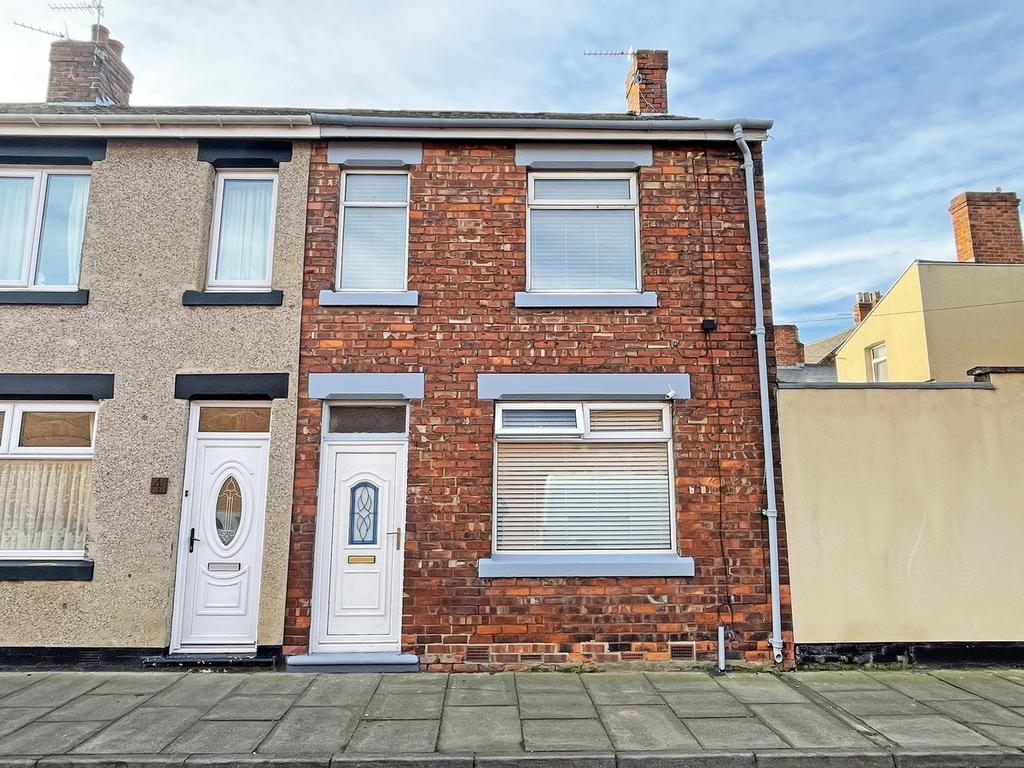 Leamington Parade, Hartlepool, TS25 3 bed end of terrace house £75,000