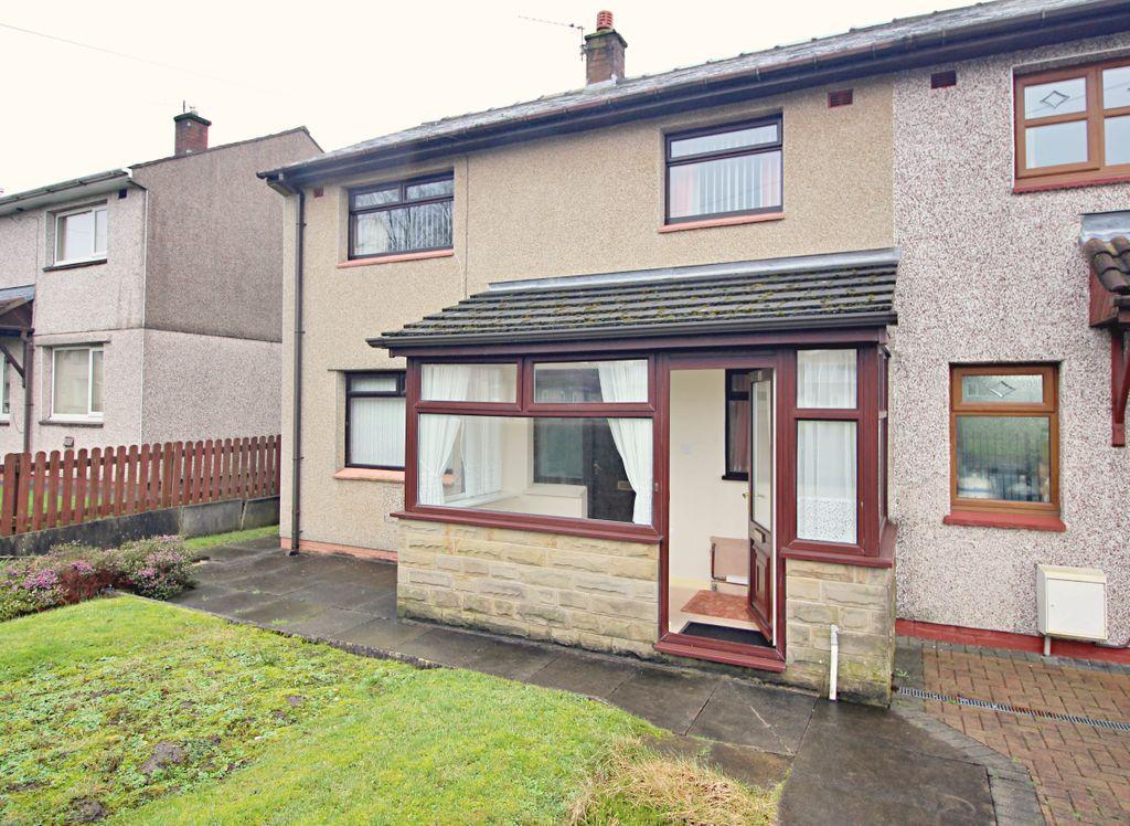 Dean Road, Helmshore BB4 4EW 2 bed townhouse £120,000