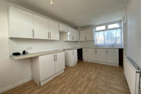 5 bedroom terraced house to rent - Ashworthy Close, Bransholme HU7