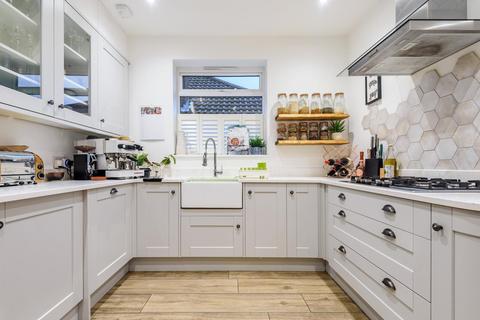 65 Copthall Way, New Haw, Addlestone, KT15 3TU
