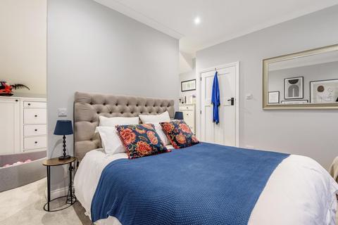 65 Copthall Way, New Haw, Addlestone, KT15 3TU