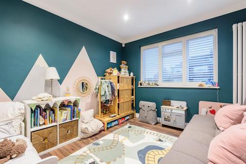 65 Copthall Way, New Haw, Addlestone, KT15 3TU