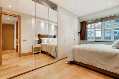 3 bedroom flat for sale - PRINCES COURT, BROMPTON ROAD, London, SW3