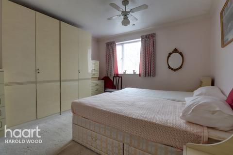 46 Redden Court Road, Romford, RM3 0XA