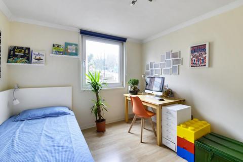 92 Muswell Hill Place, London, N10 3RR