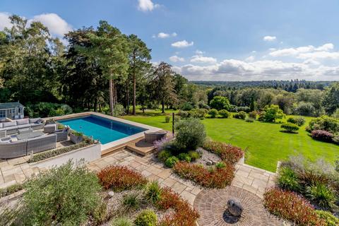 undefined, Springfield Lane, Colgate, Horsham, West Sussex