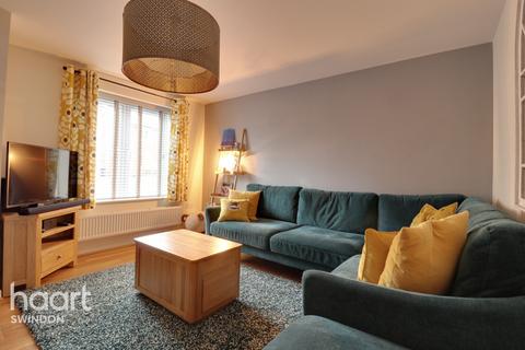 6 Course Meadow, Purton, Swindon, SN5 4GL