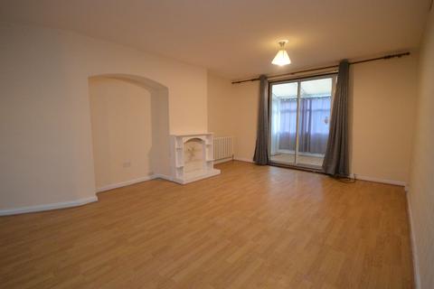 3 bedroom semi-detached house to rent, Bentry Road