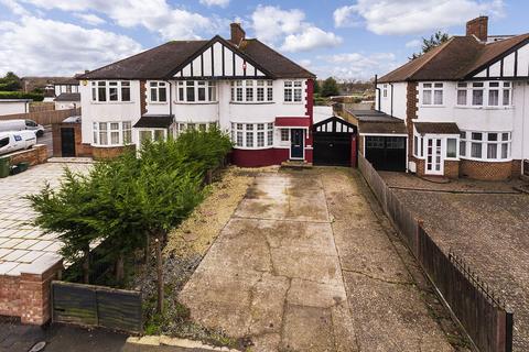 3 bedroom semi-detached house for sale - Southborough Lane, Bromley, Kent, BR2