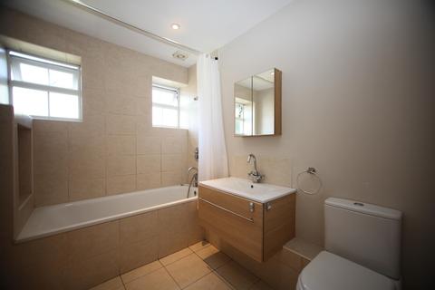 3 bedroom flat to rent - Brentwood Lodge, Holmdale Gardens, Hendon, NW4