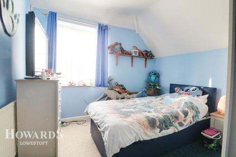 12 Minden Road, Lowestoft, NR32 2NS