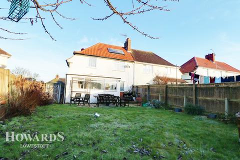 12 Minden Road, Lowestoft, NR32 2NS